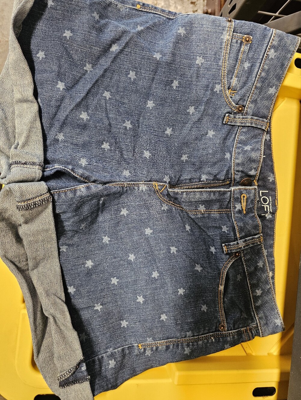 LOFT factory jean shorts star pattern size 6